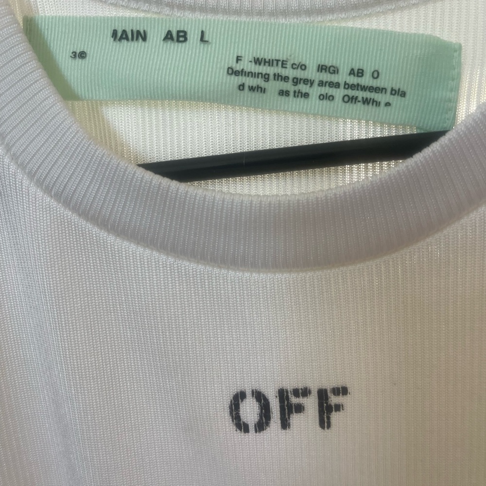 Off-White Ribbed Asymmetrical Crop Tee - Picture 6 of 10